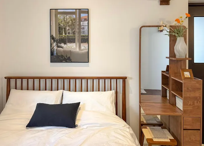 Sobre Hongdae New Open Sale, Spacious 3br 1ba 別墅