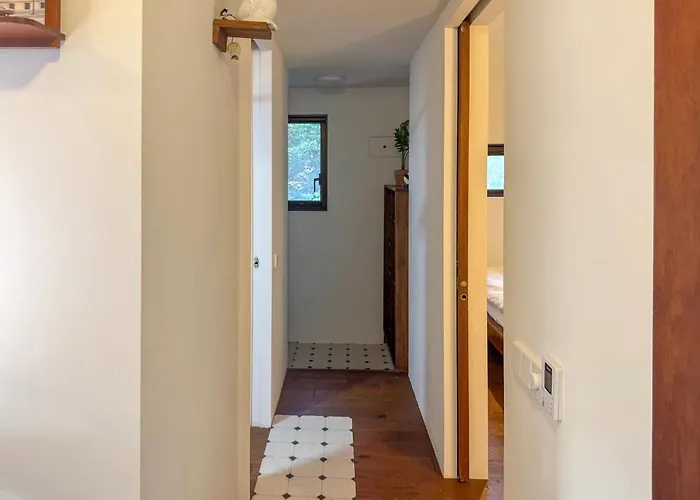 Sobre Hongdae New Open Sale, Spacious 3br 1ba 別墅