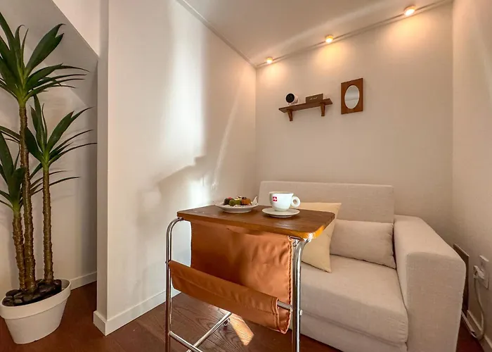 Sobre Hongdae New Open Sale, Spacious 3br 1ba 別墅 *