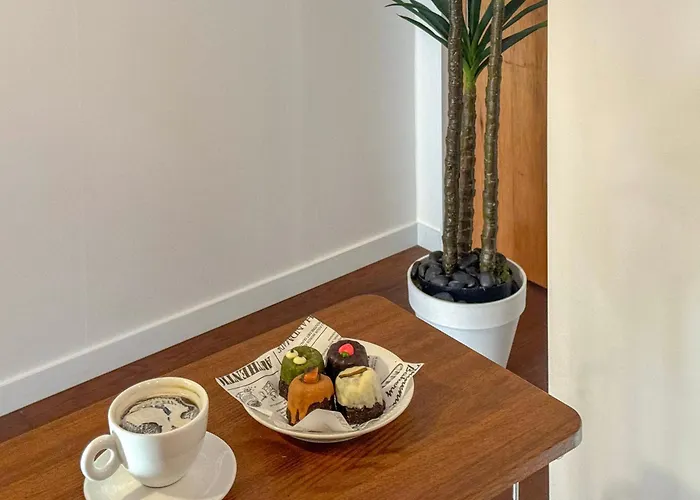 Sobre Hongdae New Open Sale, Spacious 3br 1ba 首爾